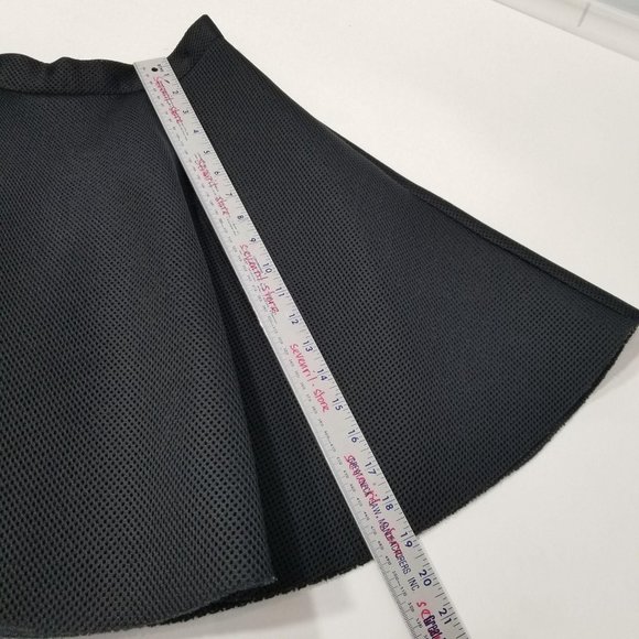 Black Halo Thaimi Skater Flare Mesh Skirt - Picture 12 of 12